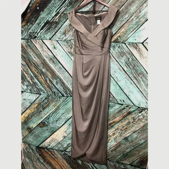 La Femme | Dresses | Elegant La Femme Formal Dark Gray Dress Nwot Size 8  Item 552867 | Poshmark